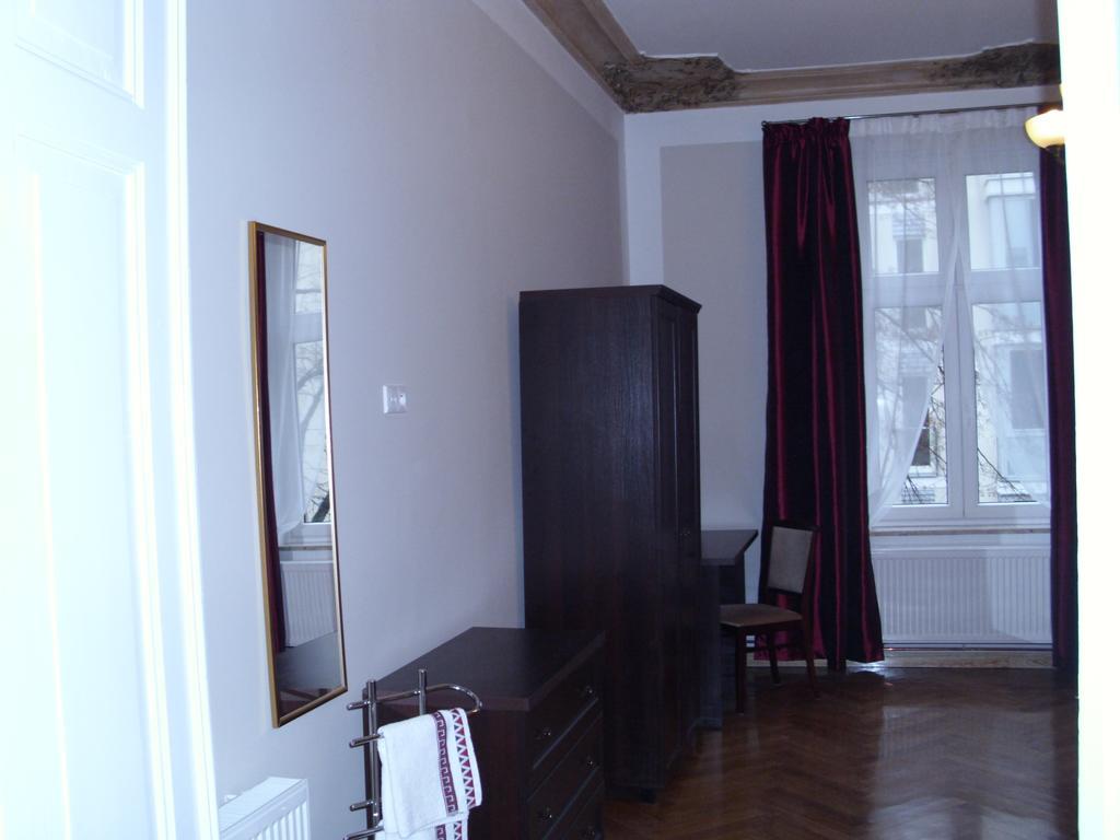 Apartment Irene พอซนาน ภายนอก รูปภาพ