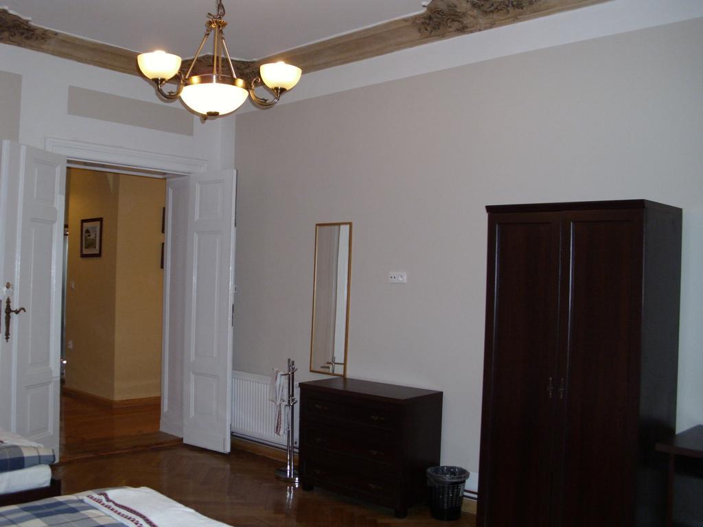 Apartment Irene พอซนาน ภายนอก รูปภาพ